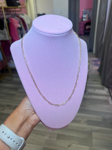 Dainty paperclip chain neck
