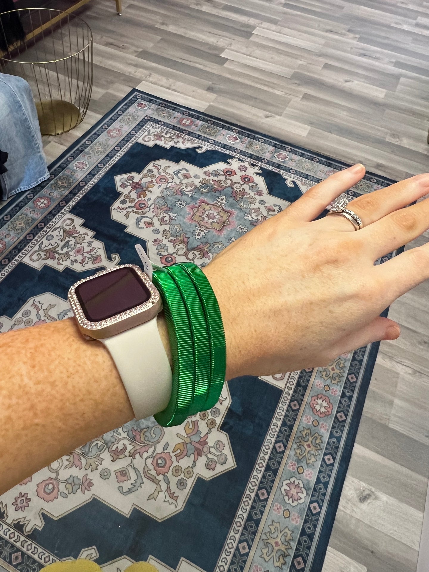 Green stretch bracelet